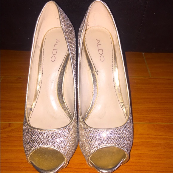 Stunning Sparkly Aldo Pageant Heels (Size 7.5) - Picture 4 of 4